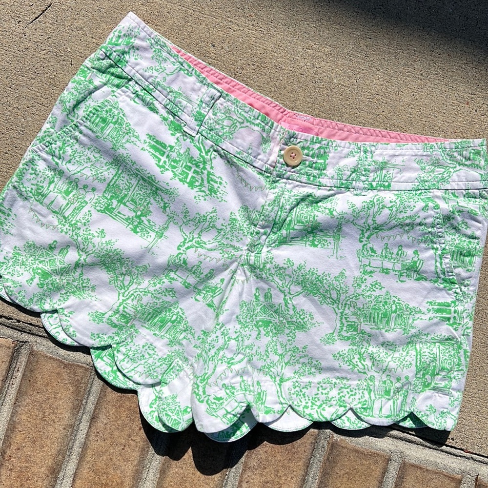Lilly Pulitzer Green Spring Fever Toile Buttercup scalloped Shorts size 4